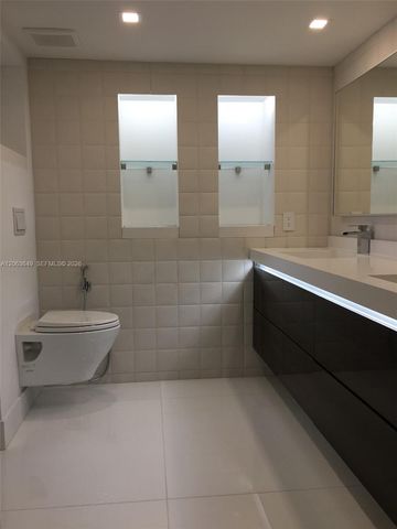 3300 NE 191st Street 1610, Aventura, FL 33180
