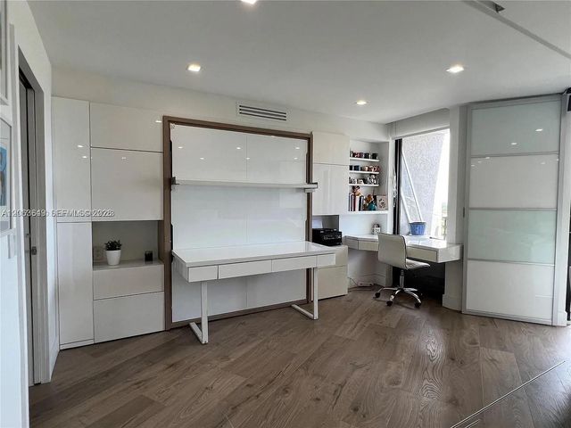 3300 NE 191st Street 1610, Aventura, FL 33180