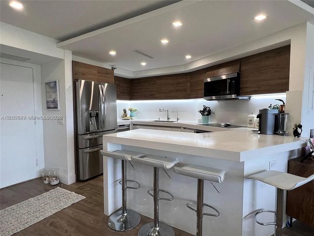 3300 NE 191st Street 1610, Aventura, FL 33180