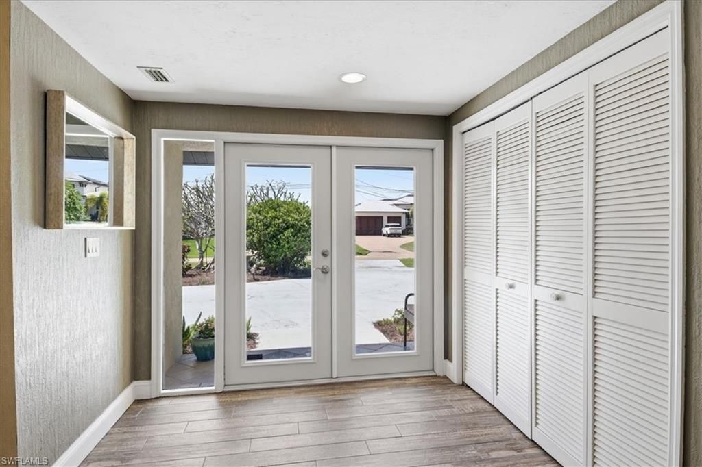 1812 Coral CIR, NORTH FORT MYERS, FL 33903 — photo 3