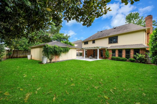 2307 Stephens Grant Drive, Sugar Land, TX 77479