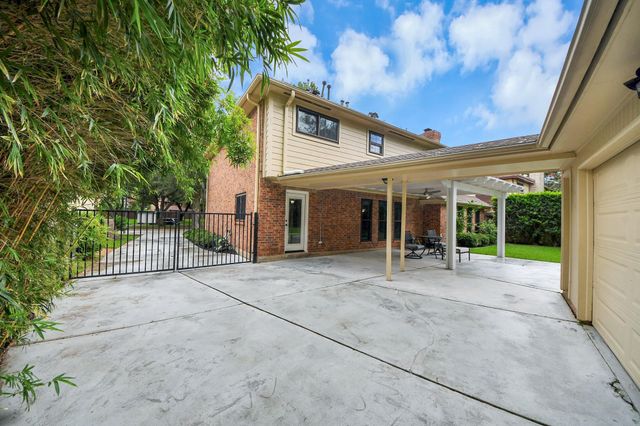 2307 Stephens Grant Drive, Sugar Land, TX 77479