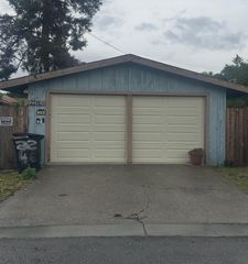2246 Ralmar, East Palo Alto, CA 94303