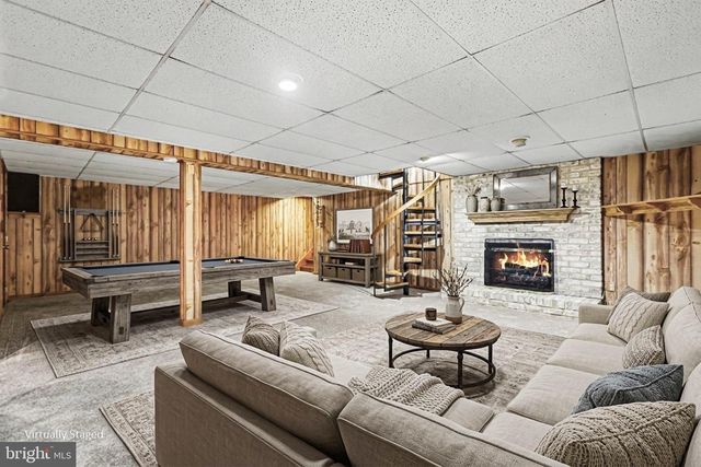 13 EWELL DR, East Berlin, PA 17316