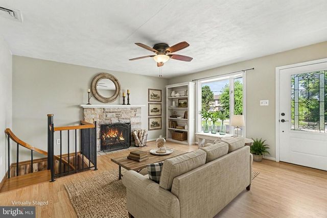 13 EWELL DR, East Berlin, PA 17316