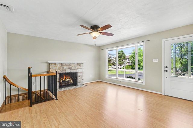 13 EWELL DR, East Berlin, PA 17316