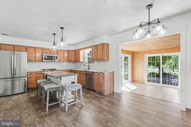 13 EWELL DR, East Berlin, PA 17316