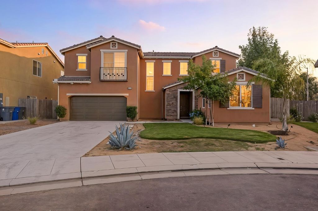 3660 Portals Avenue, Clovis, CA 93619