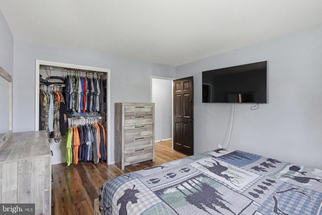 5824 OAKLAND, Baltimore, MD 21227