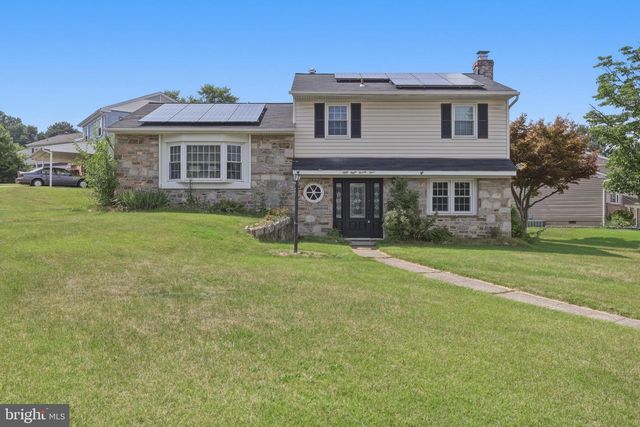 5824 OAKLAND, Baltimore, MD 21227