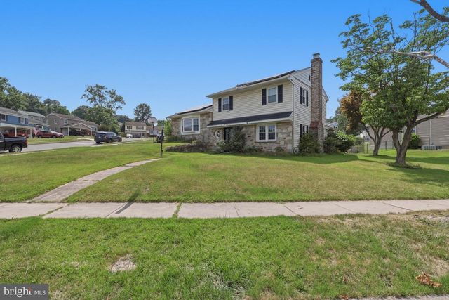5824 OAKLAND, Baltimore, MD 21227