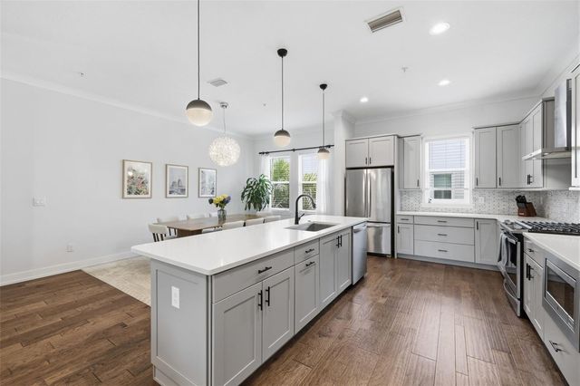 2442 W MISSISSIPPI AVENUE 1, Tampa, FL 33629