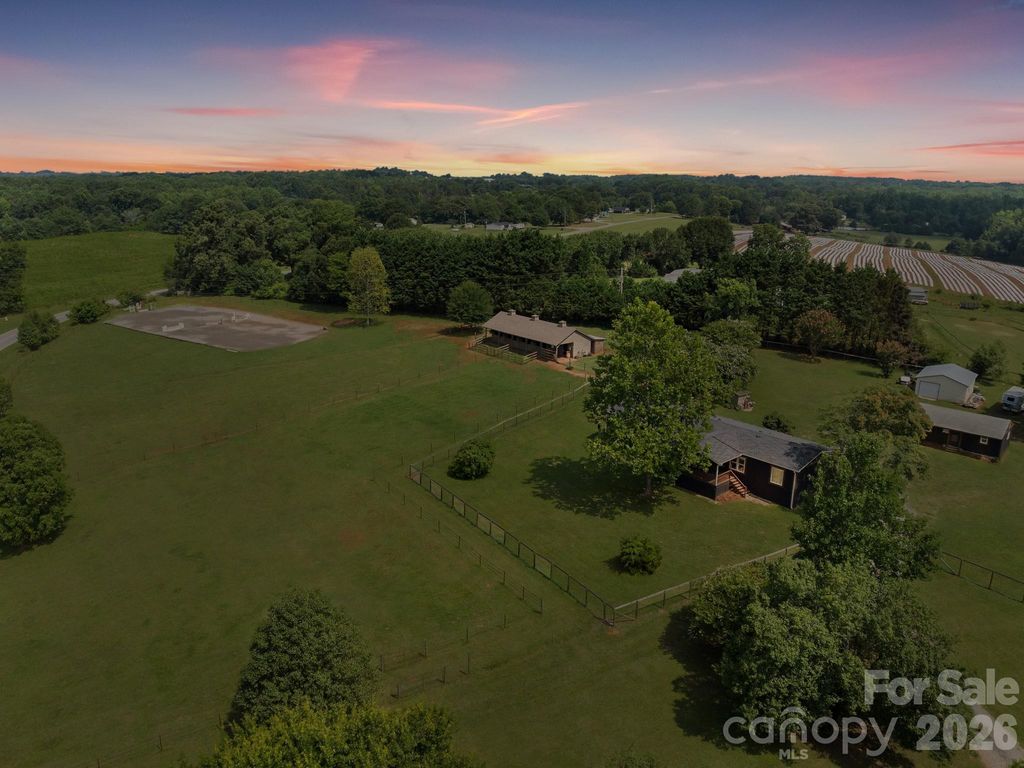 1541 Sandy Springs Road, Rutherfordton, NC 28139