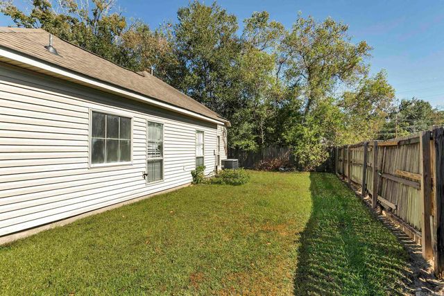 15084 Banff Ct, Baton Rouge, LA 70819