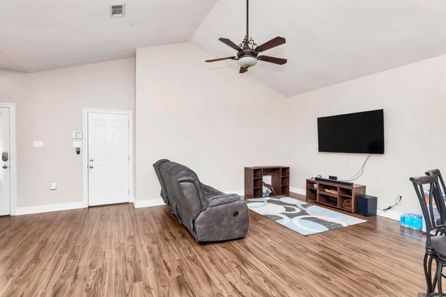 15084 Banff Ct, Baton Rouge, LA 70819