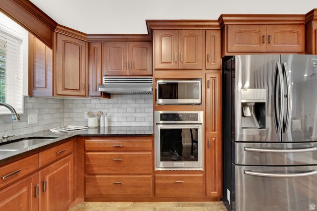 4603 S BEECHWOOD RD, Taylorsville, UT 84123