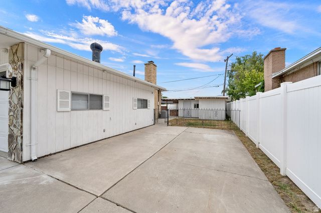 4603 S BEECHWOOD RD, Taylorsville, UT 84123