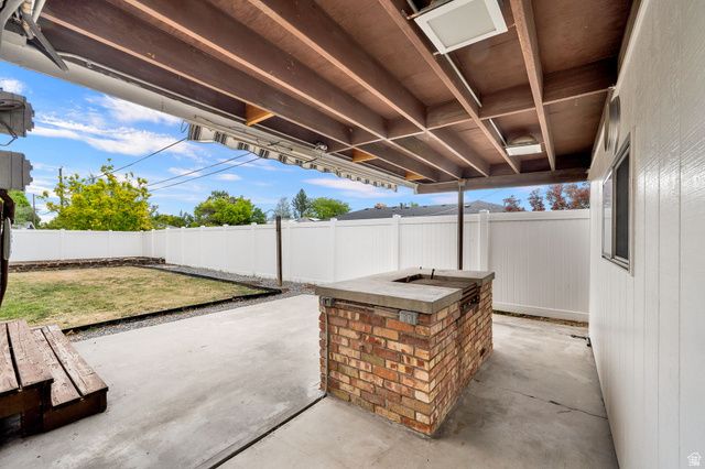 4603 S BEECHWOOD RD, Taylorsville, UT 84123