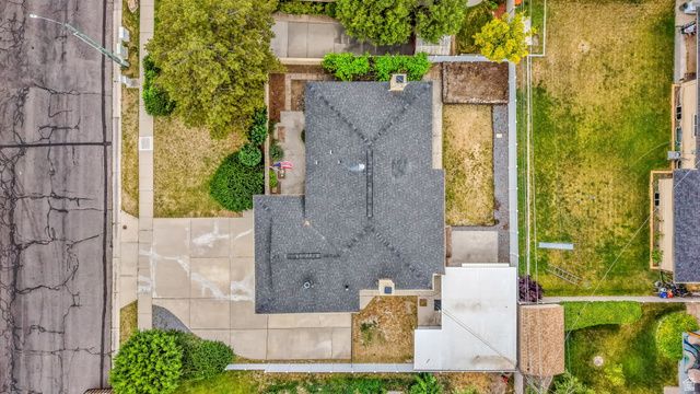 4603 S BEECHWOOD RD, Taylorsville, UT 84123