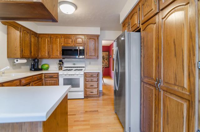 1421 HARBOR SPRINGS CIRCLE, Green Bay, WI 54311