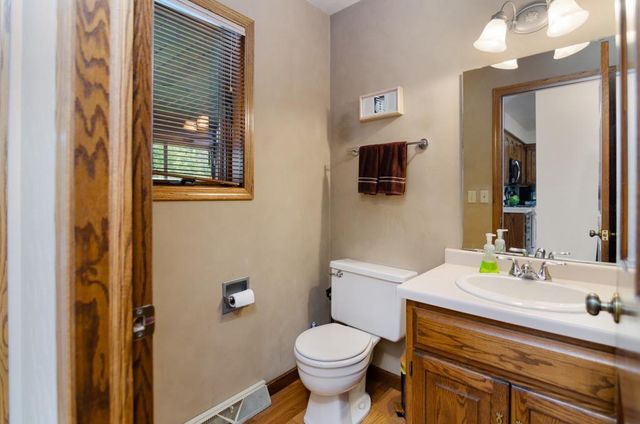 1421 HARBOR SPRINGS CIRCLE, Green Bay, WI 54311