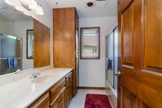 1421 HARBOR SPRINGS CIRCLE, Green Bay, WI 54311
