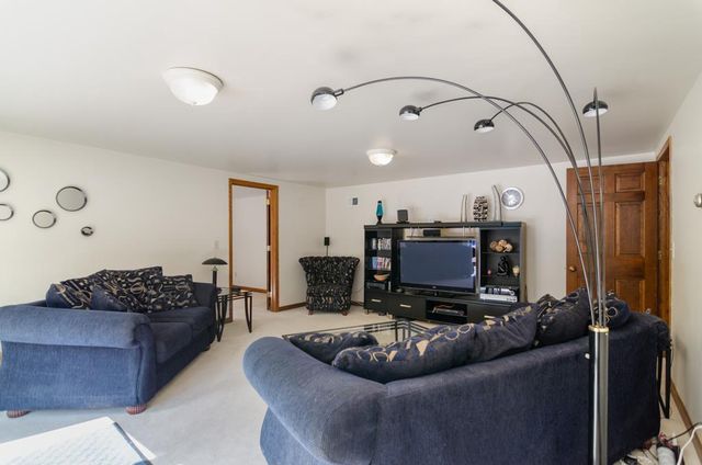 1421 HARBOR SPRINGS CIRCLE, Green Bay, WI 54311