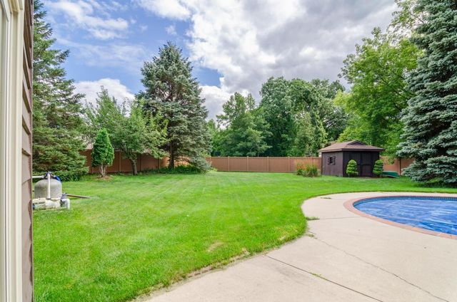 1421 HARBOR SPRINGS CIRCLE, Green Bay, WI 54311