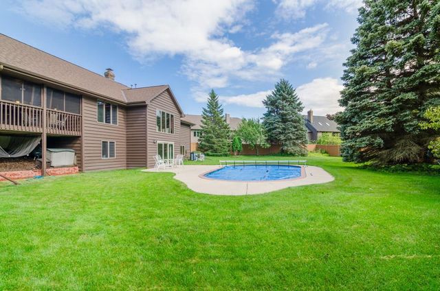 1421 HARBOR SPRINGS CIRCLE, Green Bay, WI 54311
