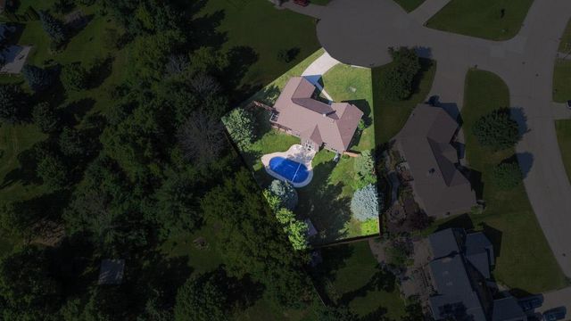 1421 HARBOR SPRINGS CIRCLE, Green Bay, WI 54311