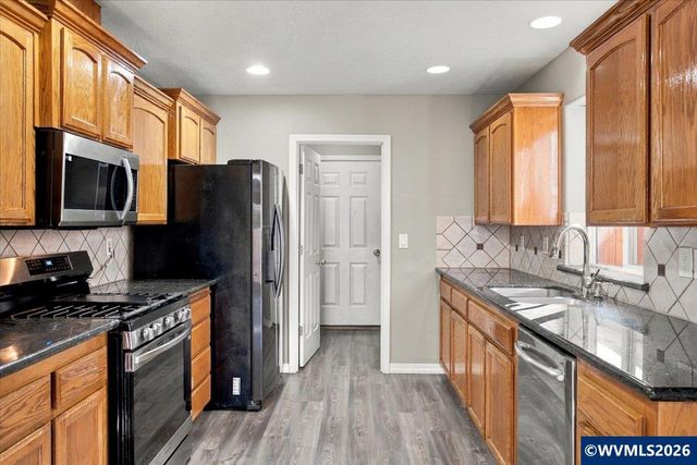 4737 Conrad St NE, Salem, OR 97305