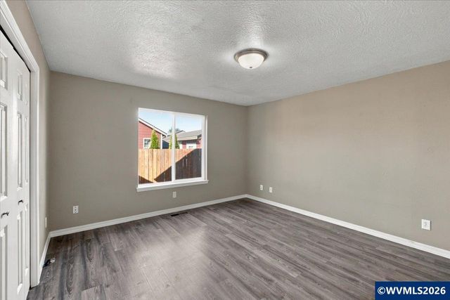 4737 Conrad St NE, Salem, OR 97305