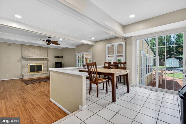 216 HAMILTON RD, Marlton, NJ 08053