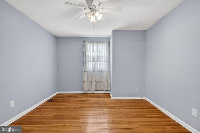 216 HAMILTON RD, Marlton, NJ 08053