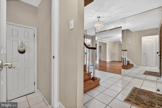 216 HAMILTON RD, Marlton, NJ 08053