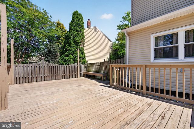 216 HAMILTON RD, Marlton, NJ 08053