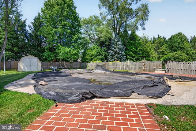 216 HAMILTON RD, Marlton, NJ 08053