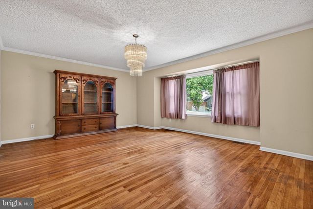 216 HAMILTON RD, Marlton, NJ 08053