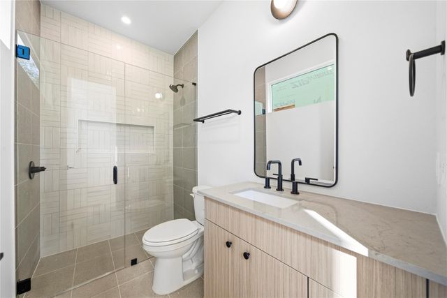 10807 Hermosillo DR 1008, Austin, TX 78758