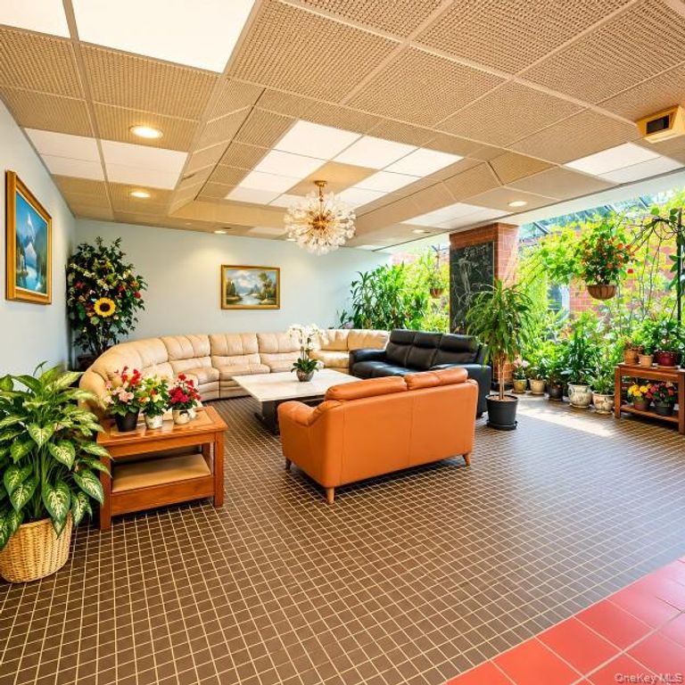 139-35 35th Avenue 4C, Flushing, NY 11354 — photo 3