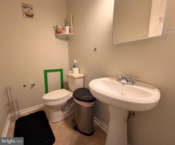 608 W MAIN ST, Fruitland, MD 21826