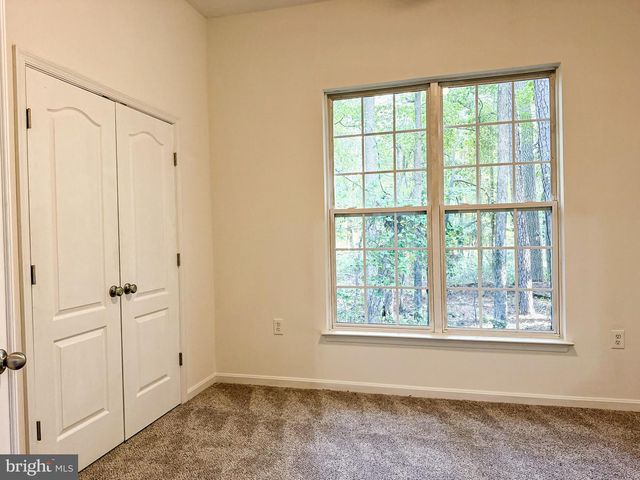 1 FREEPORT LN, Berlin, MD 21811