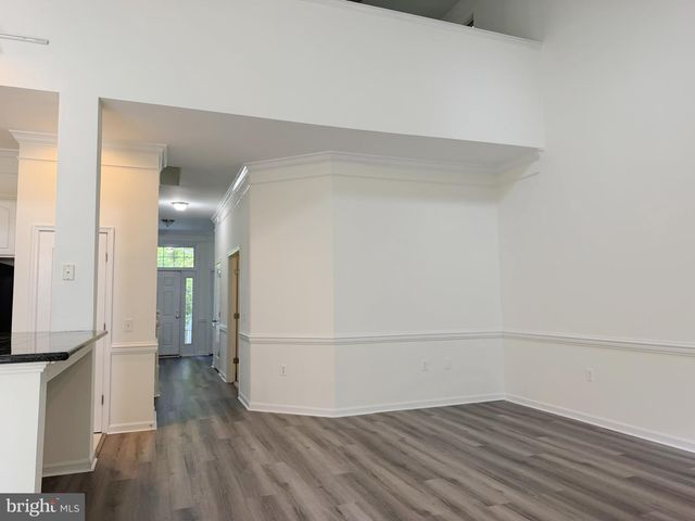 1 FREEPORT LN, Berlin, MD 21811