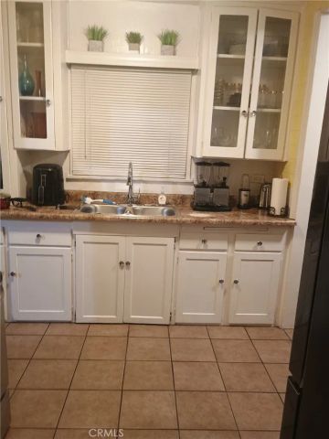 1605 W 87th, Los Angeles, CA 90047