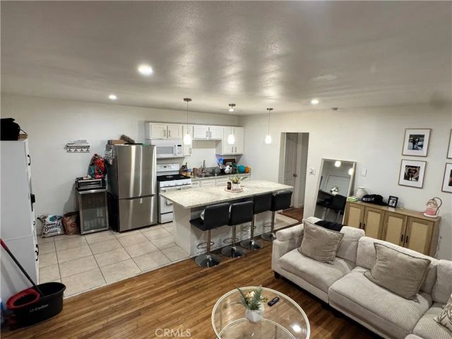 1605 W 87th, Los Angeles, CA 90047