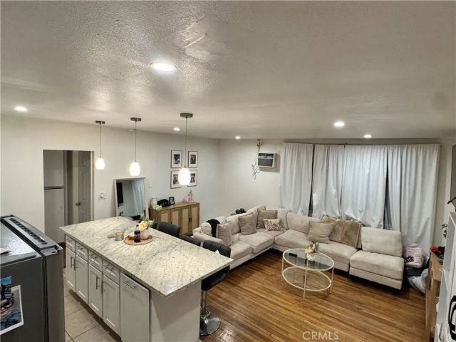 1605 W 87th, Los Angeles, CA 90047