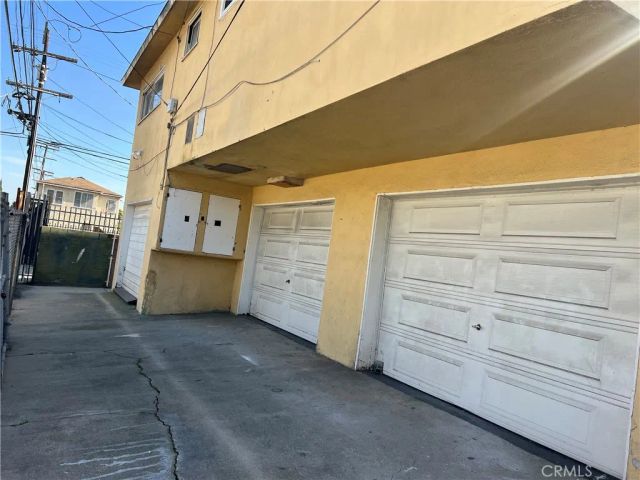 1605 W 87th, Los Angeles, CA 90047