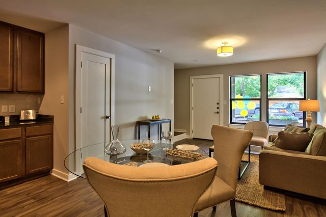 924 E 51st ST 106, Austin, TX 78751