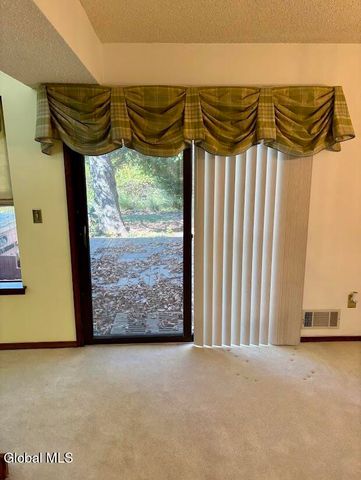 102 Meadowbrook Drive, Bethlehem, NY 12159