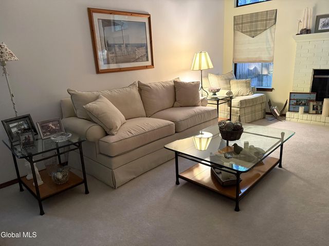 102 Meadowbrook Drive, Bethlehem, NY 12159